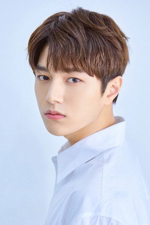 Kim Myung Soo